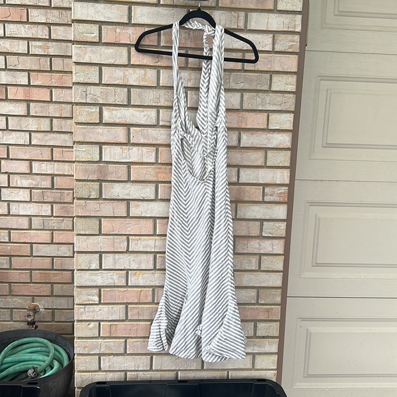 Turk & Taylor open back halter - Picture 2 of 3